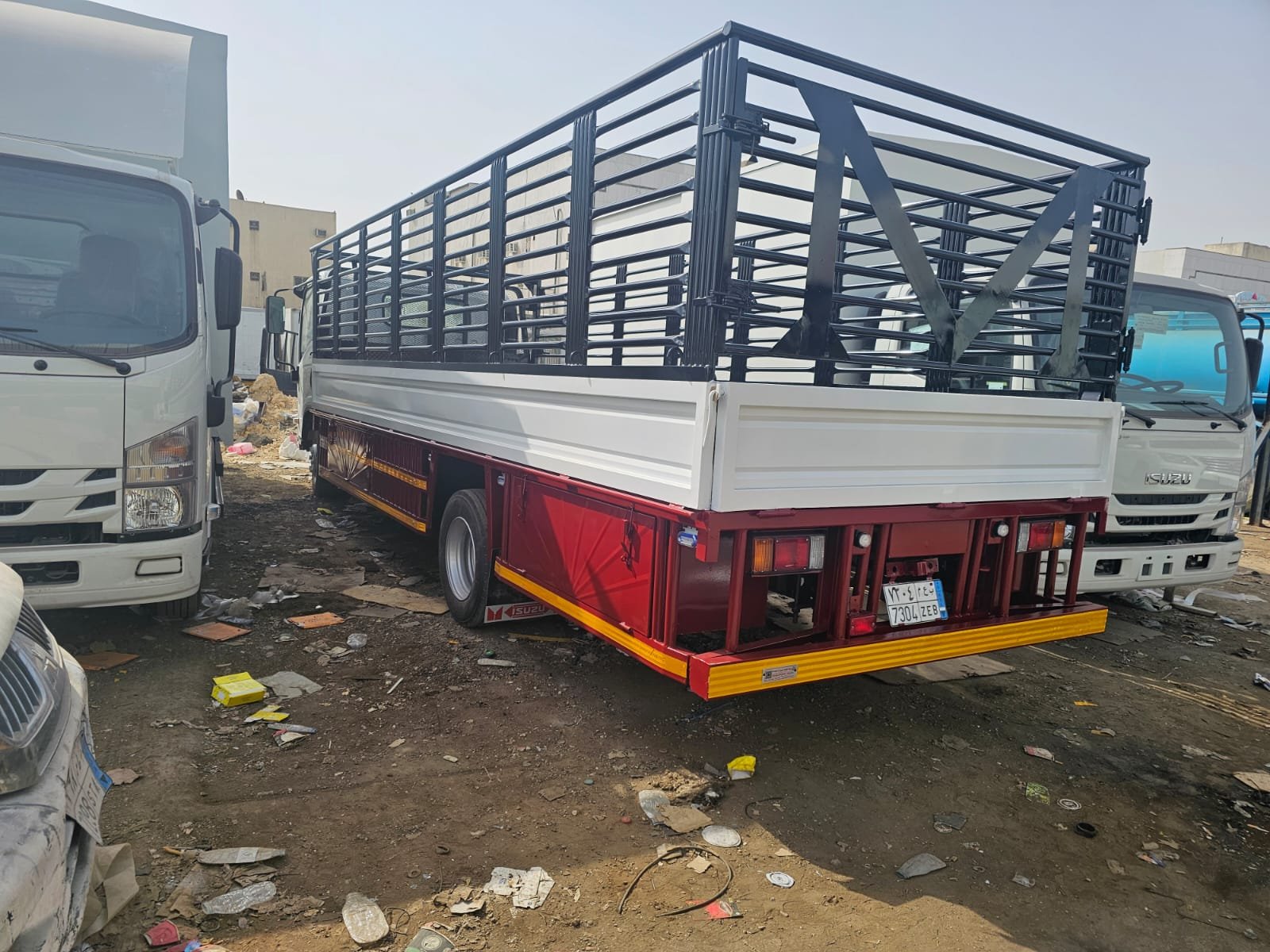 دينا ايسوزو مستعملة للبيع بالرياض بسعر مغري